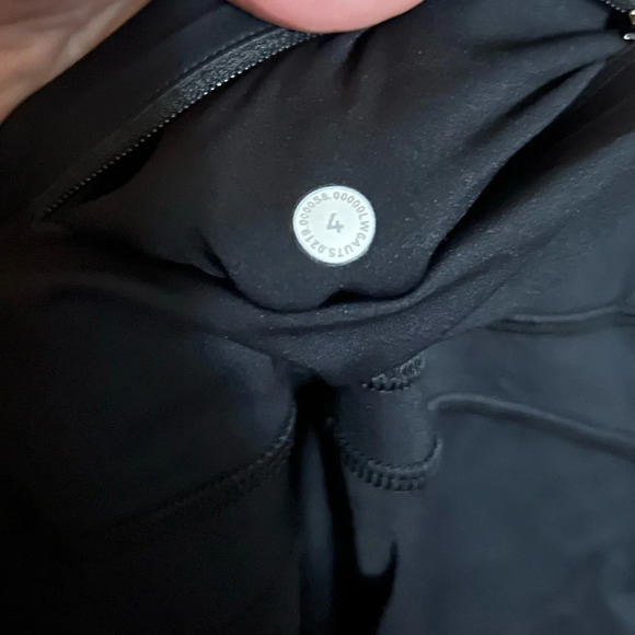 Lululemon Speed Limit Crop 23" Black Striped Nulux Leggings Pants Size 4 - Picture 7 of 7